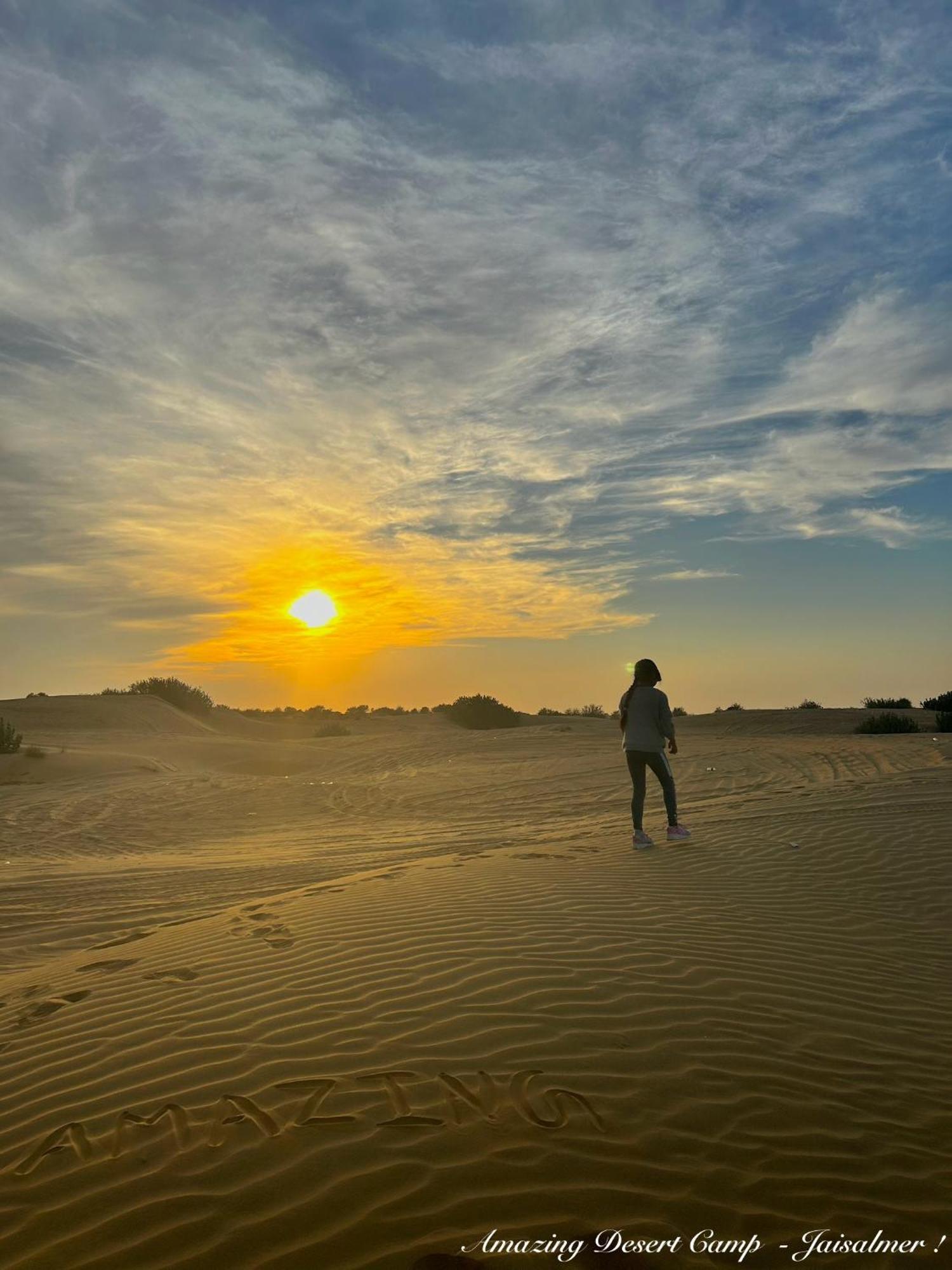 Отель Amazing Desert Camp Джайсалмер Экстерьер фото